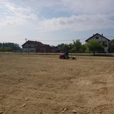 Sijanje travnjaka oko novoizgrađenih silosa cijena, Hrvatska