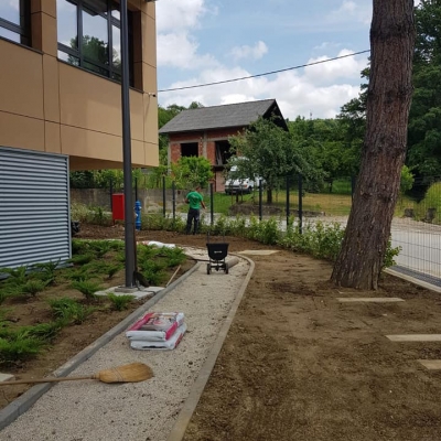Projekt uređenja okoliša nove osnovne škole na Markuševcu cijena, Hrvatska