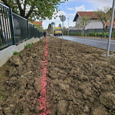 Zemljani radovi i humusiranje, sadnja stabala i grmova, sijanje trave duž nove šetnice cijena, Hrvatska
