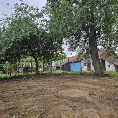 Zemljani radovi, čišćenja terena, planiranje i nasipavanje dvorišta, iskop temelja, rovova za instalacije, dovoz rasutih materijala cijena, Hrvatska