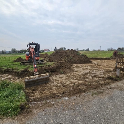 Zemljani radovi, uređenje okoliša, čišćenje terena, iskop temelja, pripreme za instalacije cijena, Hrvatska