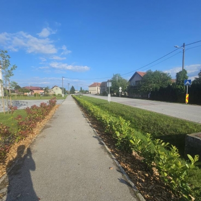 Projektiranje i izvedba okoliša vanjskog svetišta - zemljani radovi, sadnja biljaka i stabala, izrada ukrasnih gredica i modernog kamenjara cijena, Hrvatska